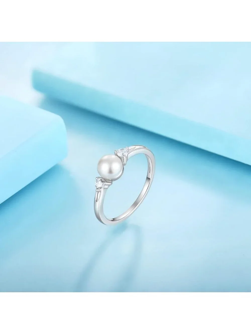 Elegant Pearl Ring in 925 Sterling Silver with Cubic Zirconia, Size 5-10